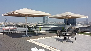 שמשיית גסטרונומי עם וולאן 4X4